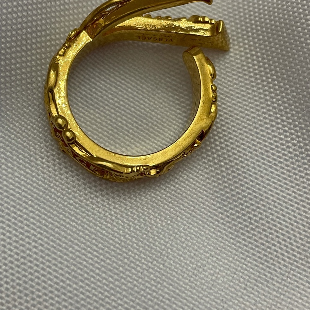 Versace ring - Picture 4 of 6